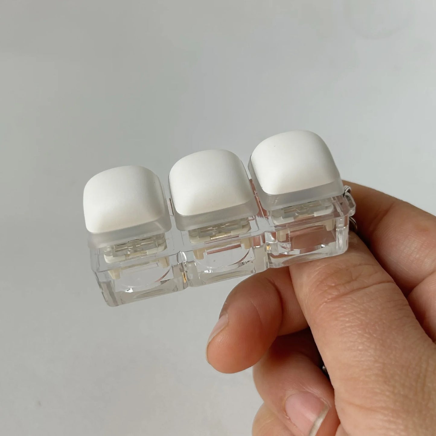White Steamed Bun Buttons Keychain